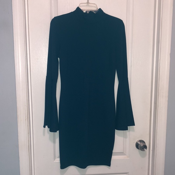 NWOT Venus Navy Blue Mock Turtleneck Bell Sleeve Midi Sheath Dress sz Small - Picture 2 of 6